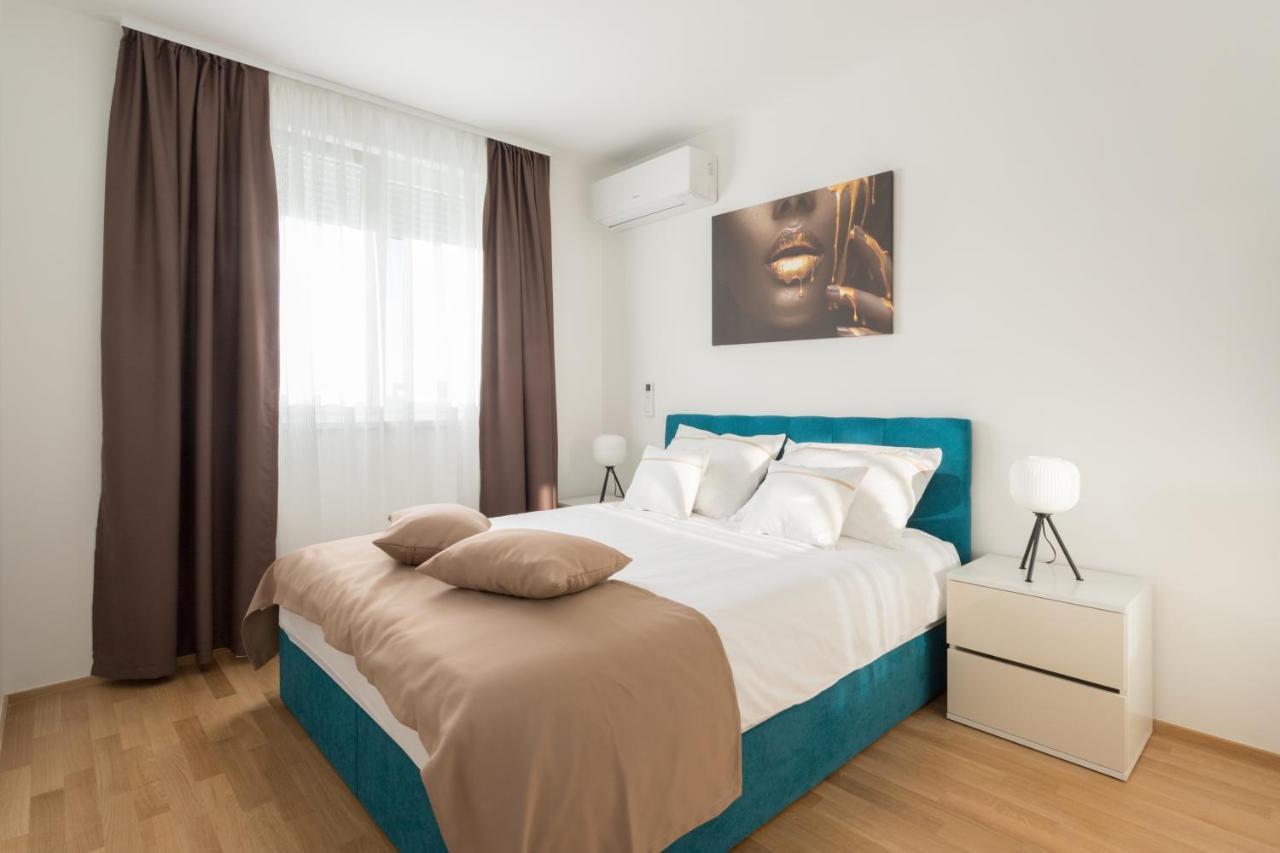 Ruby Apartment